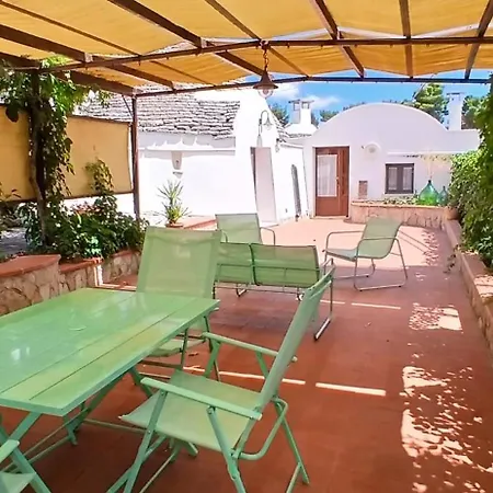 Ferienhaus Trullo Il Corbezzolo