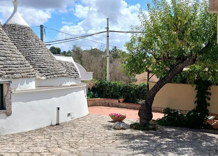 Trullo Il Corbezzolo בית נופש